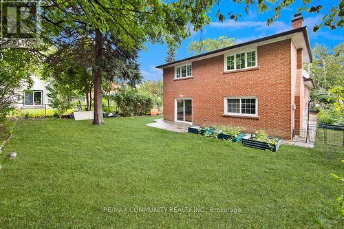168 Kingslake Road, Toronto, ON - Outdoor