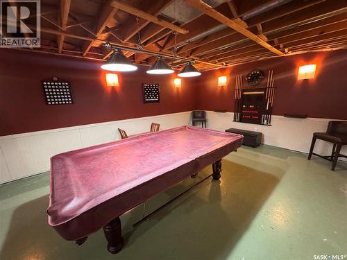 415 3Rd Avenue W, Biggar, SK - Indoor