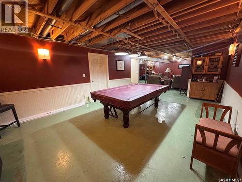 415 3Rd Avenue W, Biggar, SK - Indoor