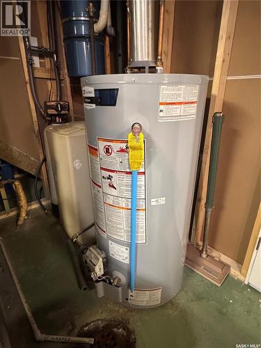 415 3Rd Avenue W, Biggar, SK - Indoor Photo Showing Basement