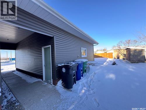 415 3Rd Avenue W, Biggar, SK - Outdoor With Exterior