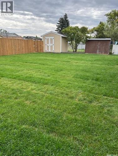 415 3Rd Avenue W, Biggar, SK - Outdoor
