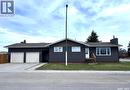 415 3Rd Avenue W, Biggar, SK  - Outdoor 