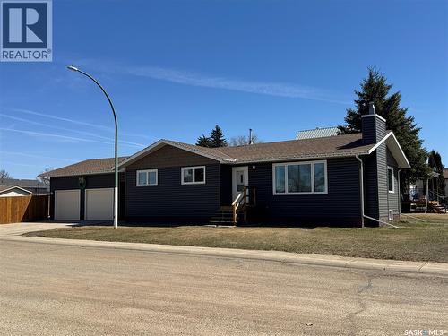 415 3rd AVENUE W  Biggar, SK S0K 0M0