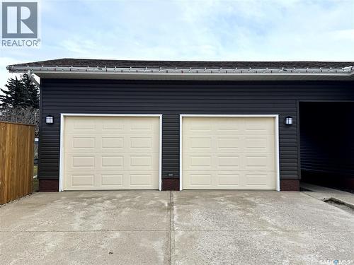 415 3Rd Avenue W, Biggar, SK - Outdoor With Exterior