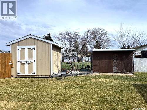 415 3Rd Avenue W, Biggar, SK - Outdoor