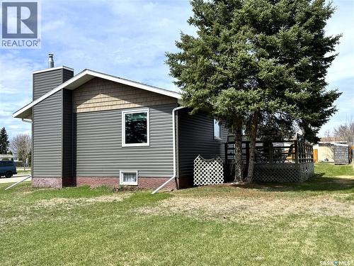415 3Rd Avenue W, Biggar, SK - Outdoor