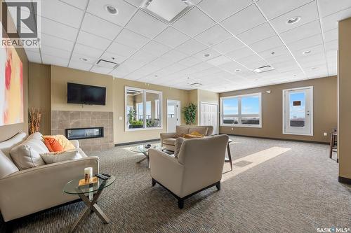 602 2055 Rose Street, Regina, SK - Indoor With Fireplace