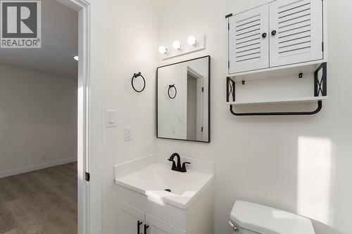 7790 Queens Crescent, Prince George, BC - Indoor Photo Showing Bathroom
