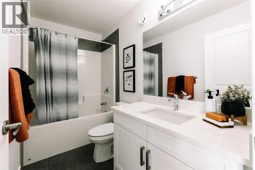 432 Ranch Gate, Strathmore, AB - Indoor Photo Showing Bathroom