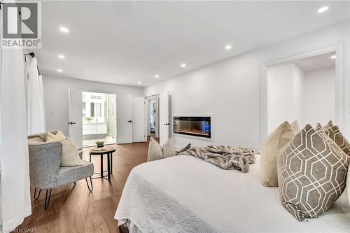 877 Kingsway Drive, Burlington, ON - Indoor With Fireplace