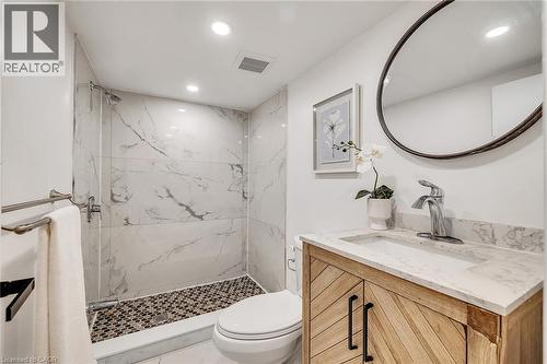 877 Kingsway Drive, Burlington, ON - Indoor Photo Showing Bathroom
