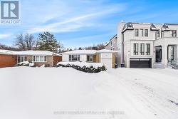 211 NEWTON DRIVE  Toronto, ON M2M 2P2