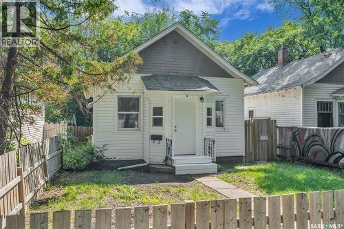 120 O Avenue S, Saskatoon, SK - Outdoor