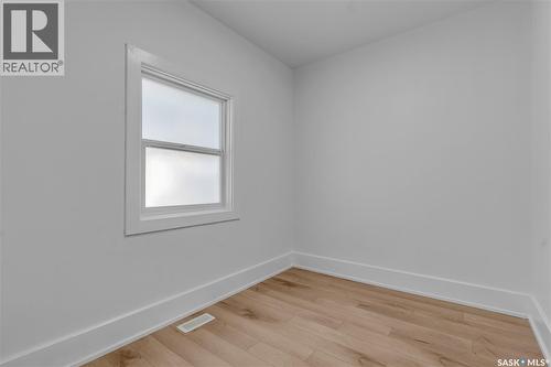 120 O Avenue S, Saskatoon, SK - Indoor Photo Showing Other Room