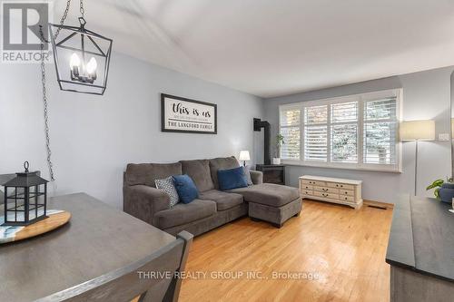 35 Surrey Crescent, London South (South Y), ON - Indoor Photo Showing Living Room
