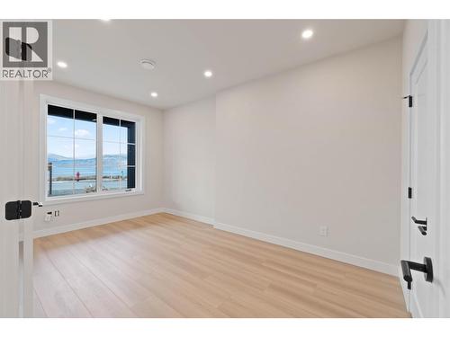 38 Rue Cheval Noir Unit# 113, Kamloops, BC - Indoor Photo Showing Other Room