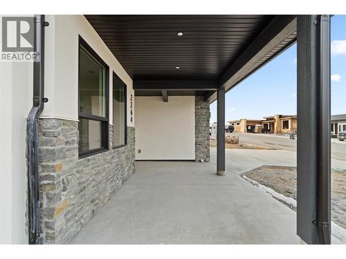 2264 Coldwater Drive, Kamloops, BC - Outdoor With Exterior