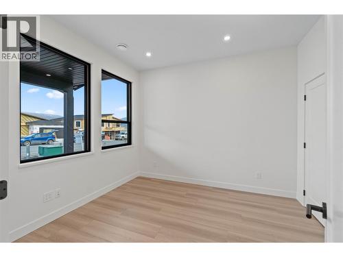 2264 Coldwater Drive, Kamloops, BC - Indoor Photo Showing Other Room