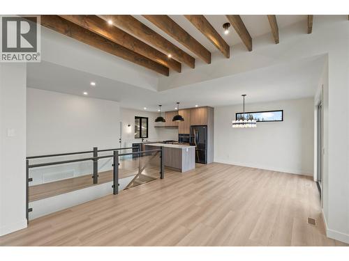 2264 Coldwater Drive, Kamloops, BC - Indoor