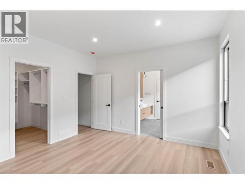 2264 Coldwater Drive, Kamloops, BC - Indoor Photo Showing Other Room