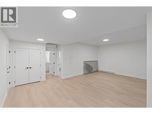 2264 Coldwater Drive, Kamloops, BC - Indoor