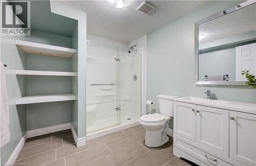 502 Woodbine Avenue, Kitchener, ON - Indoor Photo Showing Bathroom