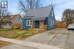 35 KERR CRESCENT Quinte West (Trenton Ward), ON K8V 2W2