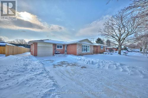 18 PRINCEWAY DRIVE  St. Catharines (Lakeport), ON L2N 2X6