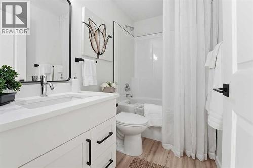 6 Metcalf Way, Lacombe, AB - Indoor Photo Showing Bathroom