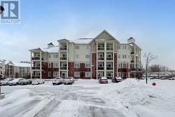 423 - 80 ASPEN SPRINGS DRIVE  Clarington, ON L1C 0V4