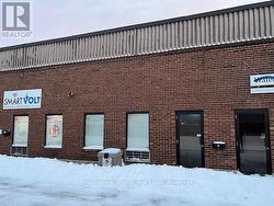 9 - 350 JOHN STREET  Markham, ON L3T 5W6