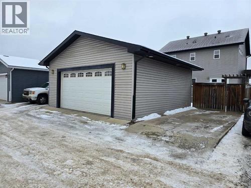 Parking with plug in - 197 Snowy Owl Way Nw, Fort Mcmurray, AB - Outdoor With Exterior
