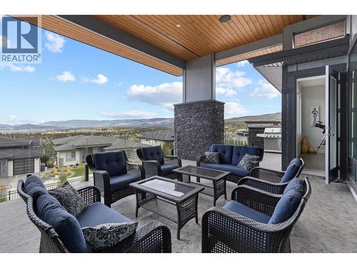 1088 Clarance Avenue, Kelowna, BC - Outdoor With Deck Patio Veranda With Exterior