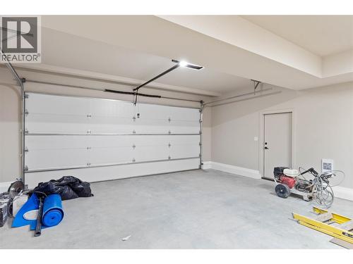 2256 Coldwater Drive, Kamloops, BC - Indoor Photo Showing Garage