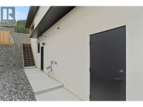 2256 Coldwater Drive, Kamloops, BC - Outdoor With Exterior