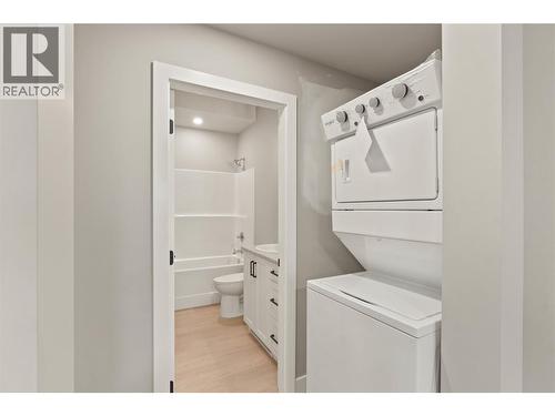 2256 Coldwater Drive, Kamloops, BC - Indoor Photo Showing Laundry Room