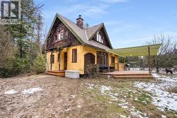 3918 PASSMORE UPPER Road  Passmore, BC V0G 2J0