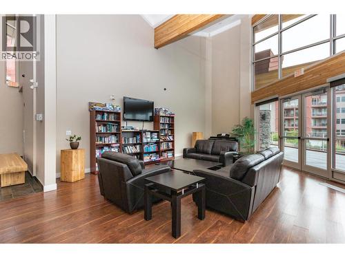3205 Skyview Lane Unit# 409, West Kelowna, BC - Indoor Photo Showing Living Room