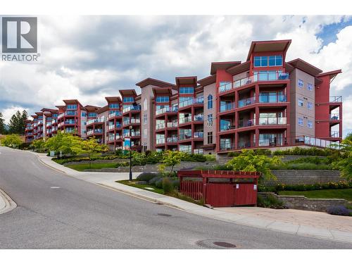 3205 Skyview Lane Unit# 409, West Kelowna, BC - Outdoor With Facade