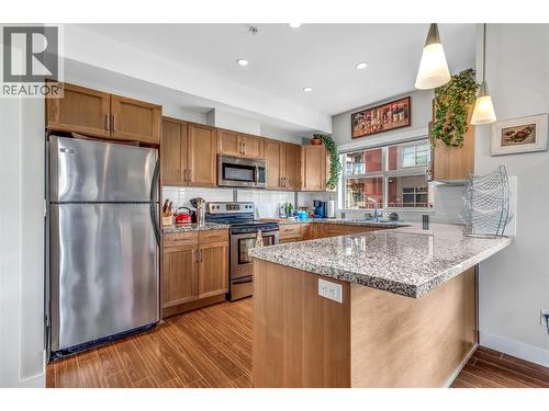 3205 Skyview Lane Unit# 409, West Kelowna, BC - Indoor Photo Showing Kitchen With Stainless Steel Kitchen