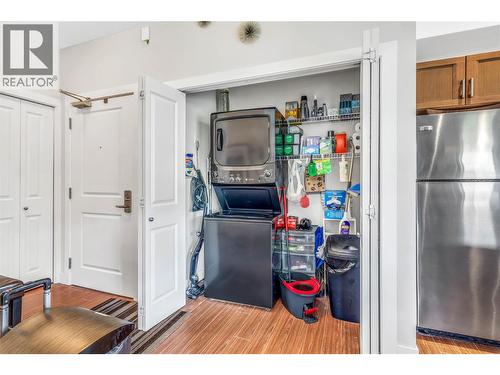 3205 Skyview Lane Unit# 409, West Kelowna, BC - Indoor Photo Showing Kitchen