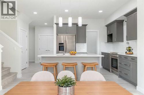 17 Sora Gardens Se, Calgary, AB - Indoor