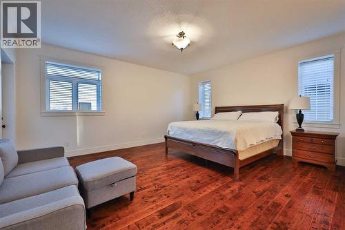 213 E 350 S, Raymond, AB - Indoor Photo Showing Bedroom