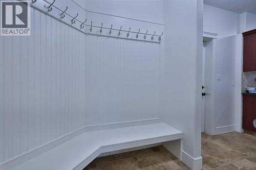 213 E 350 S, Raymond, AB - Indoor Photo Showing Other Room