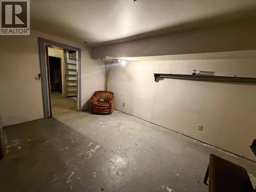 7031 Inman Road, Lone Butte, BC - Indoor Photo Showing Garage