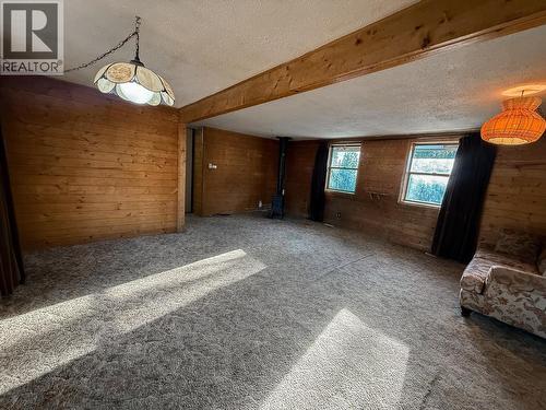 7031 Inman Road, Lone Butte, BC - Indoor Photo Showing Other Room
