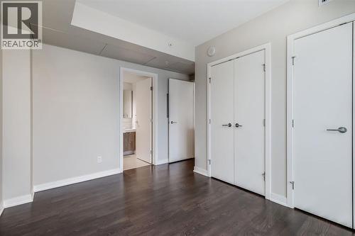 638 14 Avenue Sw, Calgary, AB - Indoor Photo Showing Other Room