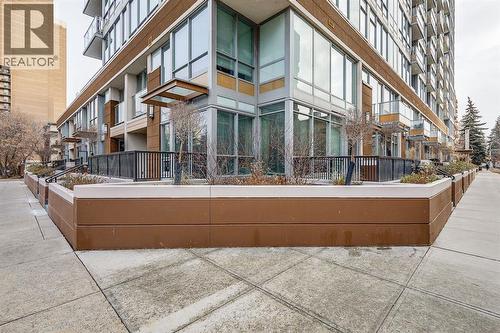 638 14 Avenue Sw, Calgary, AB - Outdoor With Balcony