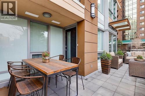 638 14 Avenue Sw, Calgary, AB - Outdoor With Deck Patio Veranda With Exterior